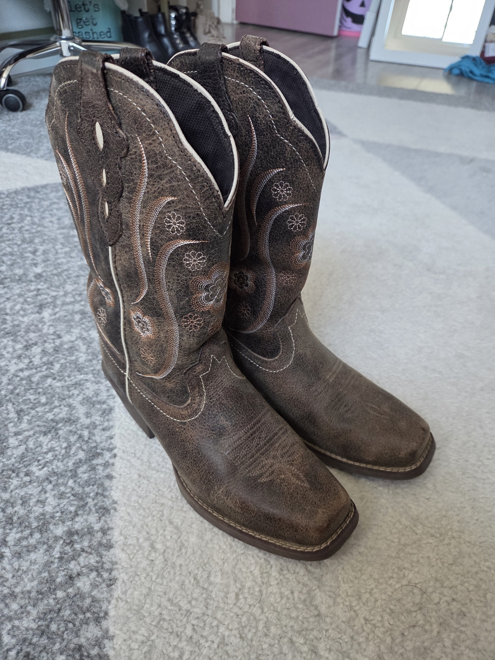 Classic Brown Western Boots